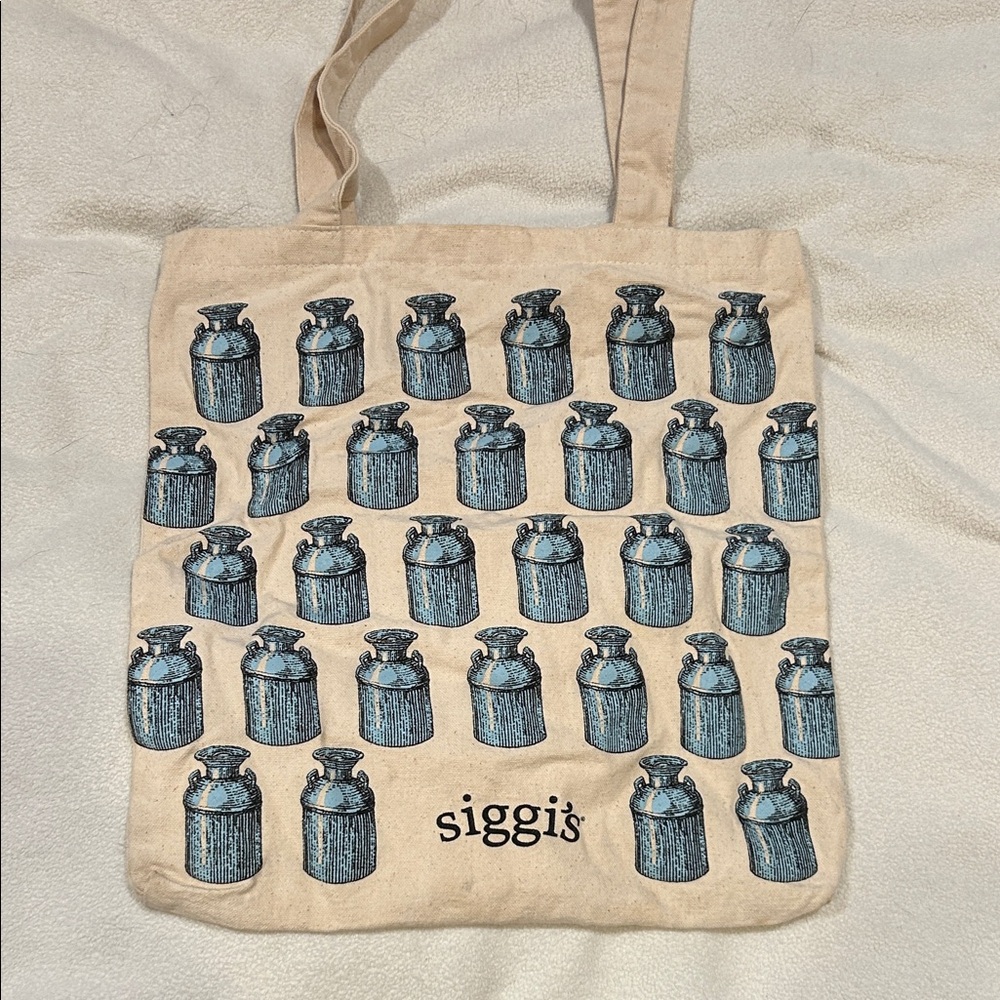 Siggi’s Yogurt Cream Tote Bag with Blue Pail